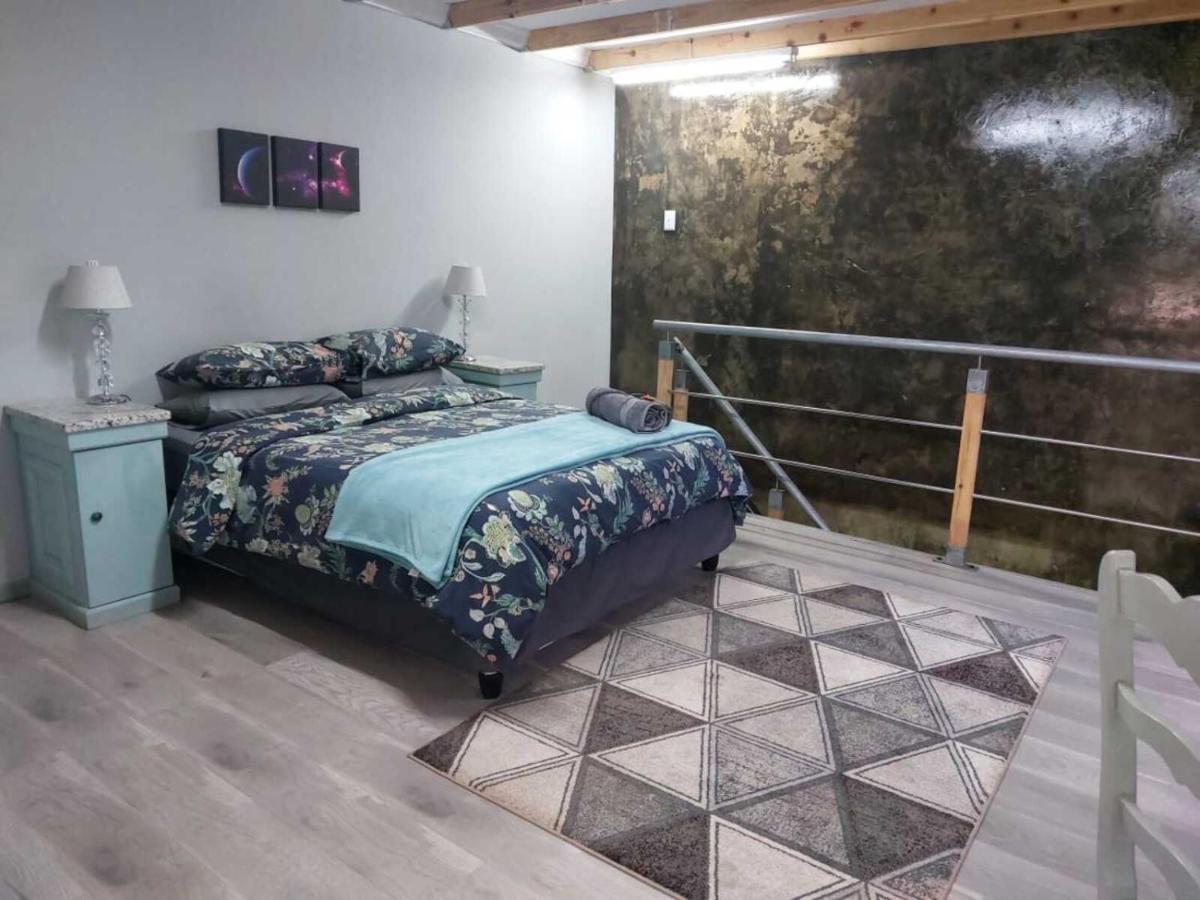 Wisteria Lane Guesthouse Postmasburg ภายนอก รูปภาพ