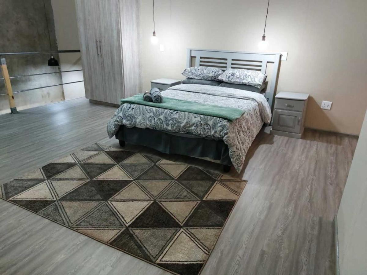 Wisteria Lane Guesthouse Postmasburg ภายนอก รูปภาพ